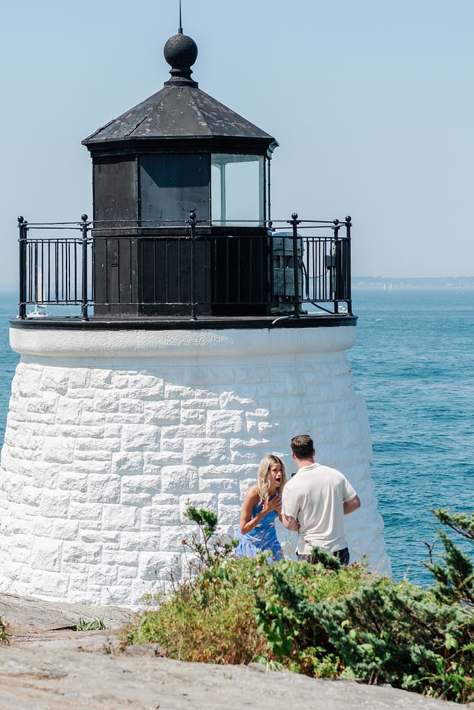 man proposes at newport castle hill inn lighthouse
