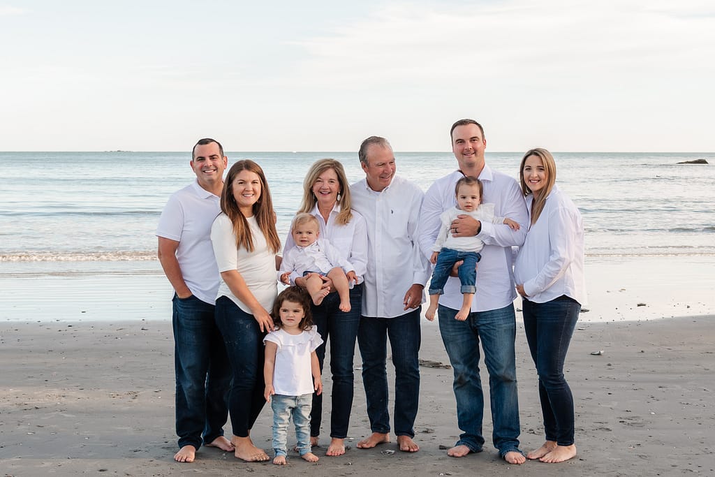 extended family portraits on the beach
