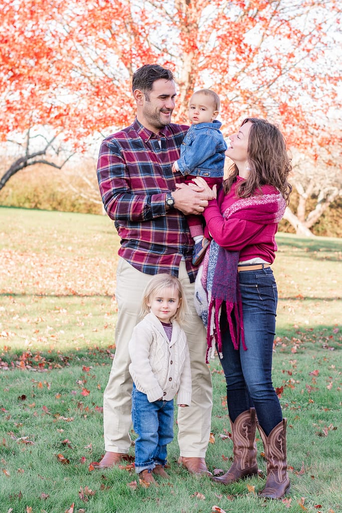 fall family photos at prescott farms
